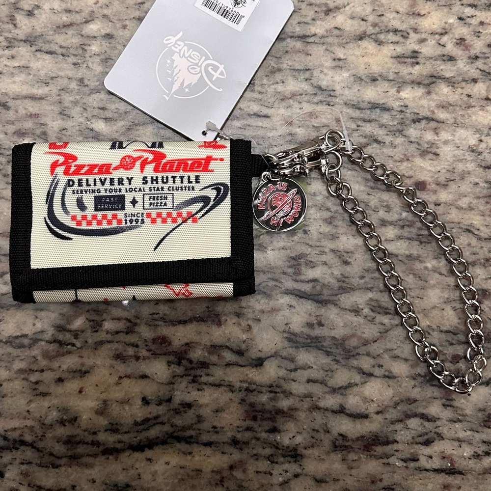 2024 Walt Disney World Parks Pixar Toy Story Pizza Planet Wallet w/ Chain